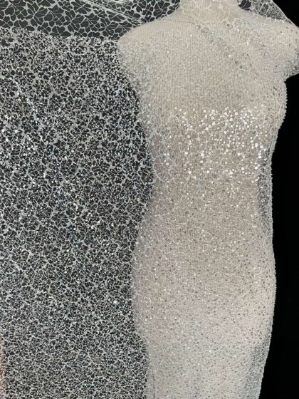 704 BEADED LACE
